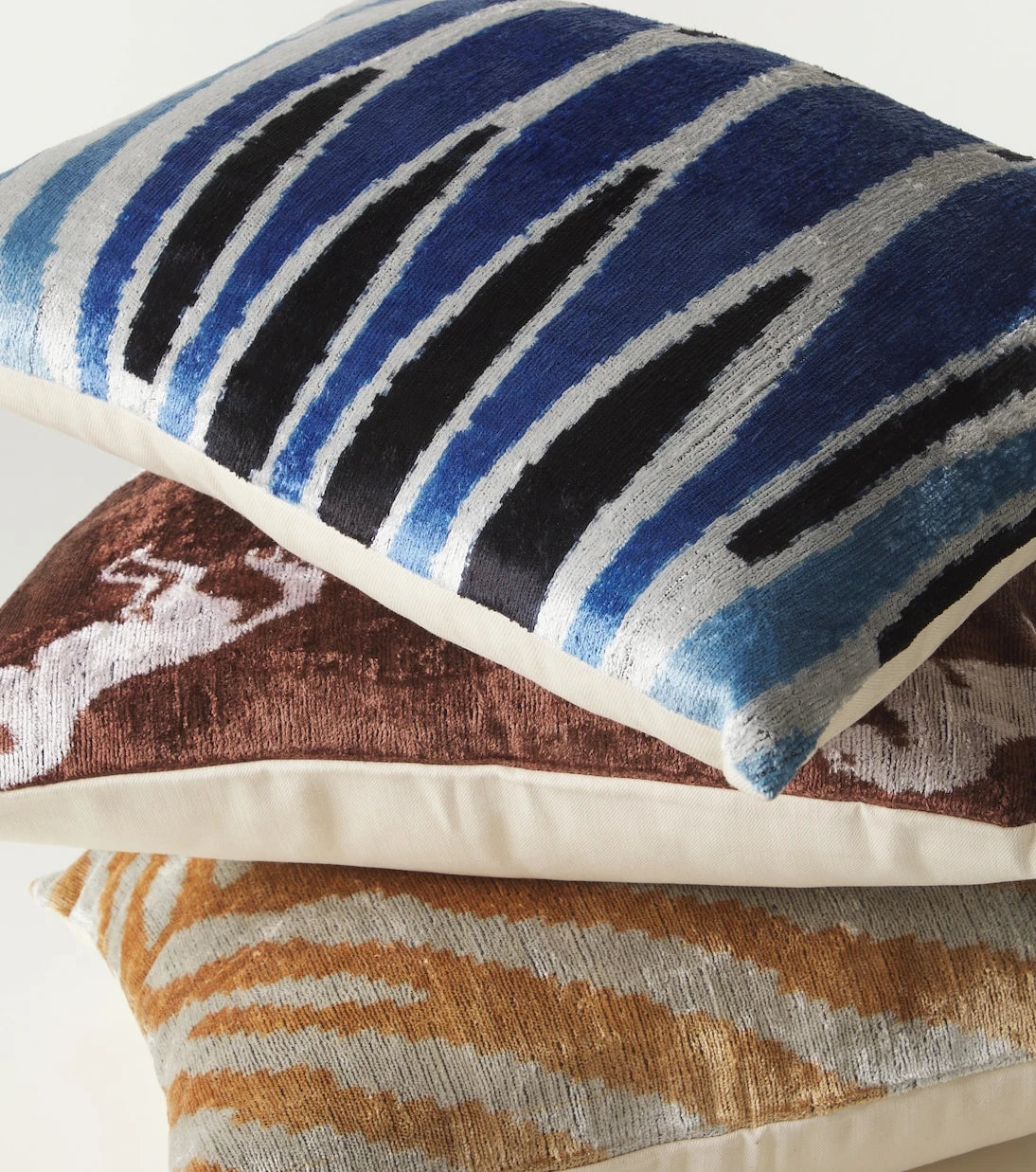 Les-Ottomans - Striped cotton and silk velvet cushion