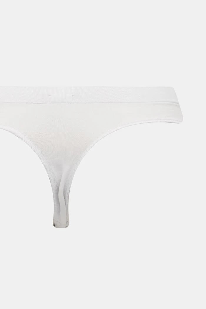 Calvin Klein Underwear kadın string külot 3’lü