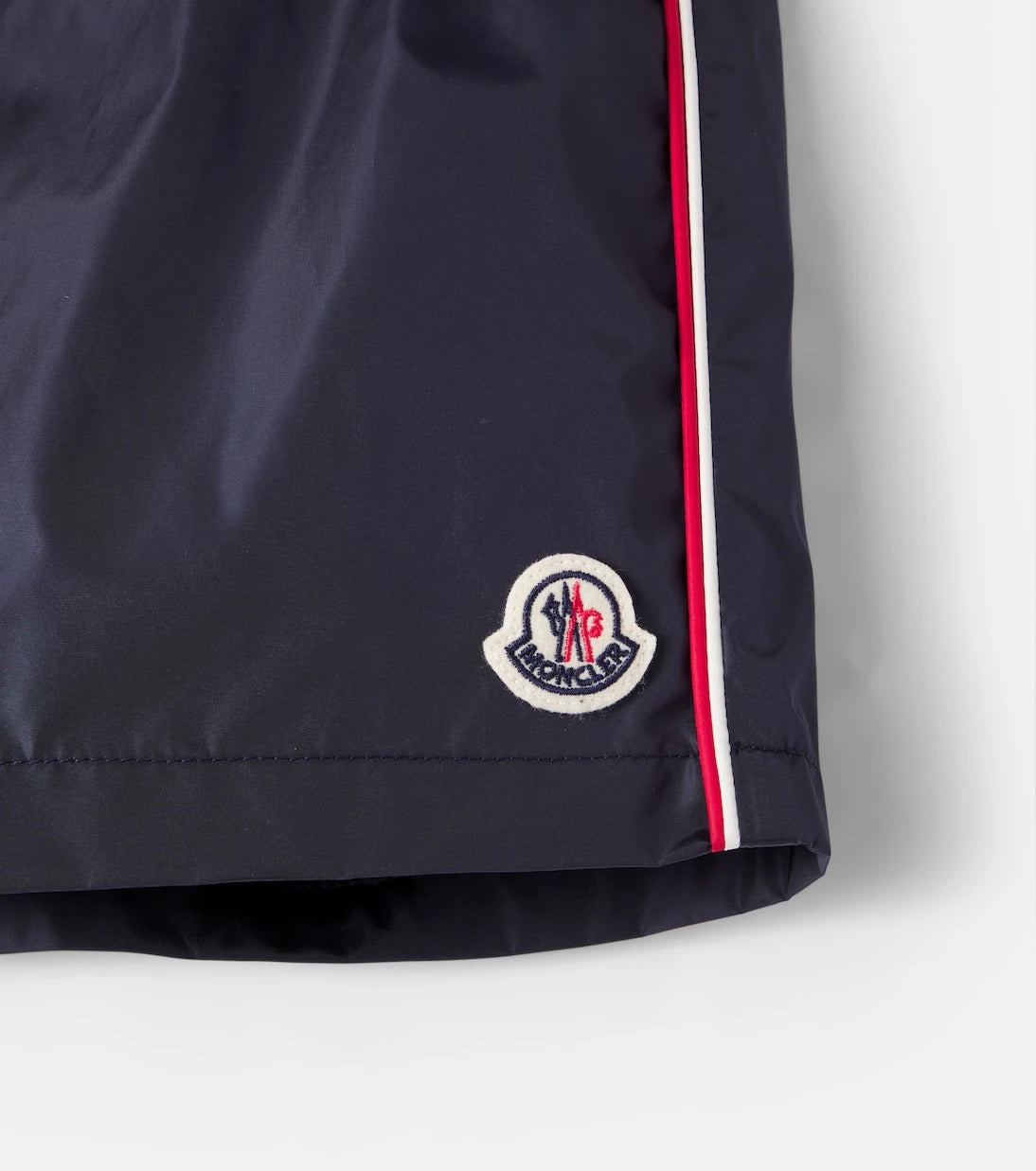 Moncler Enfant - شورت سباحة بشعار الماركة