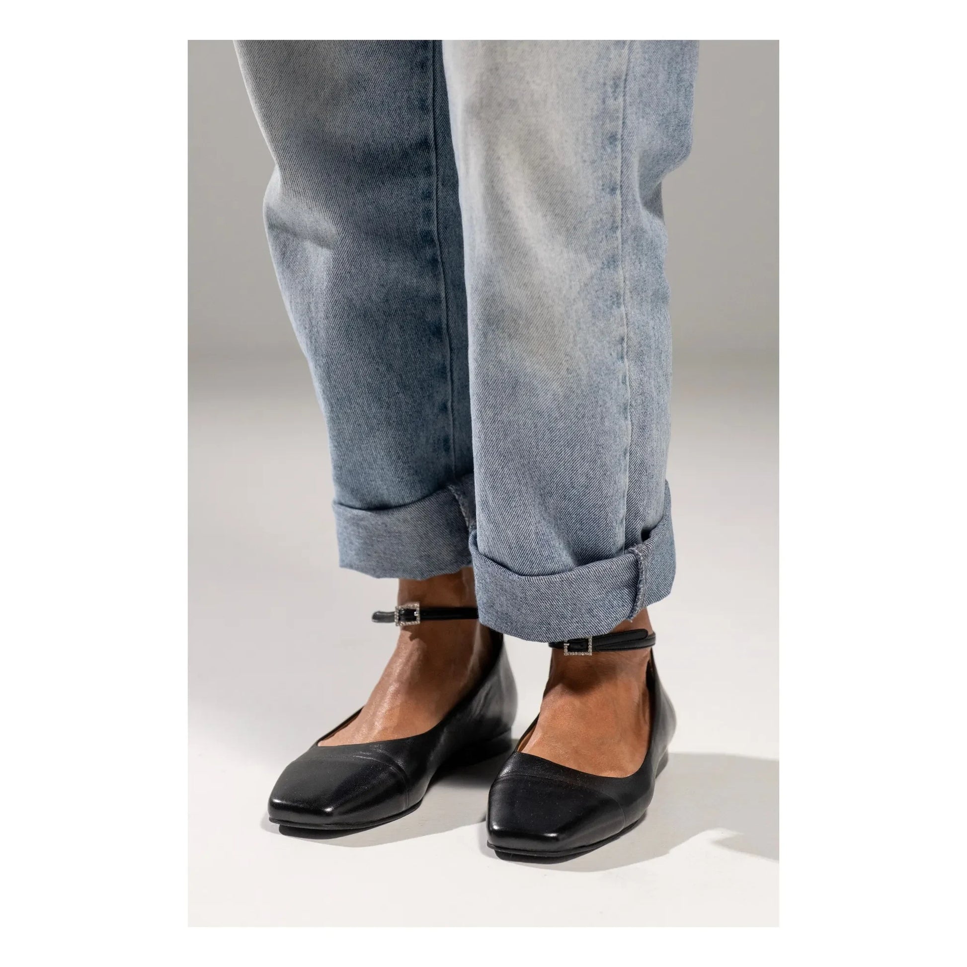 Lachoix - Leather ballerinas | Black