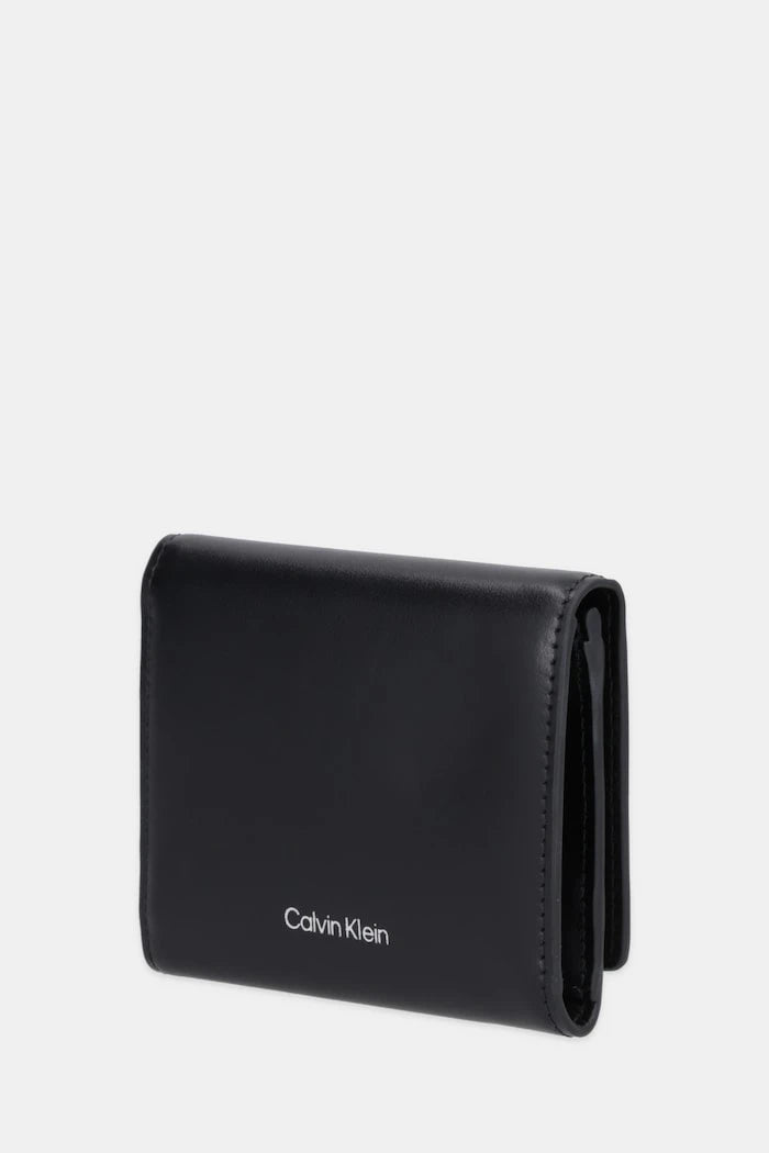 Кожен портфейл Calvin Klein