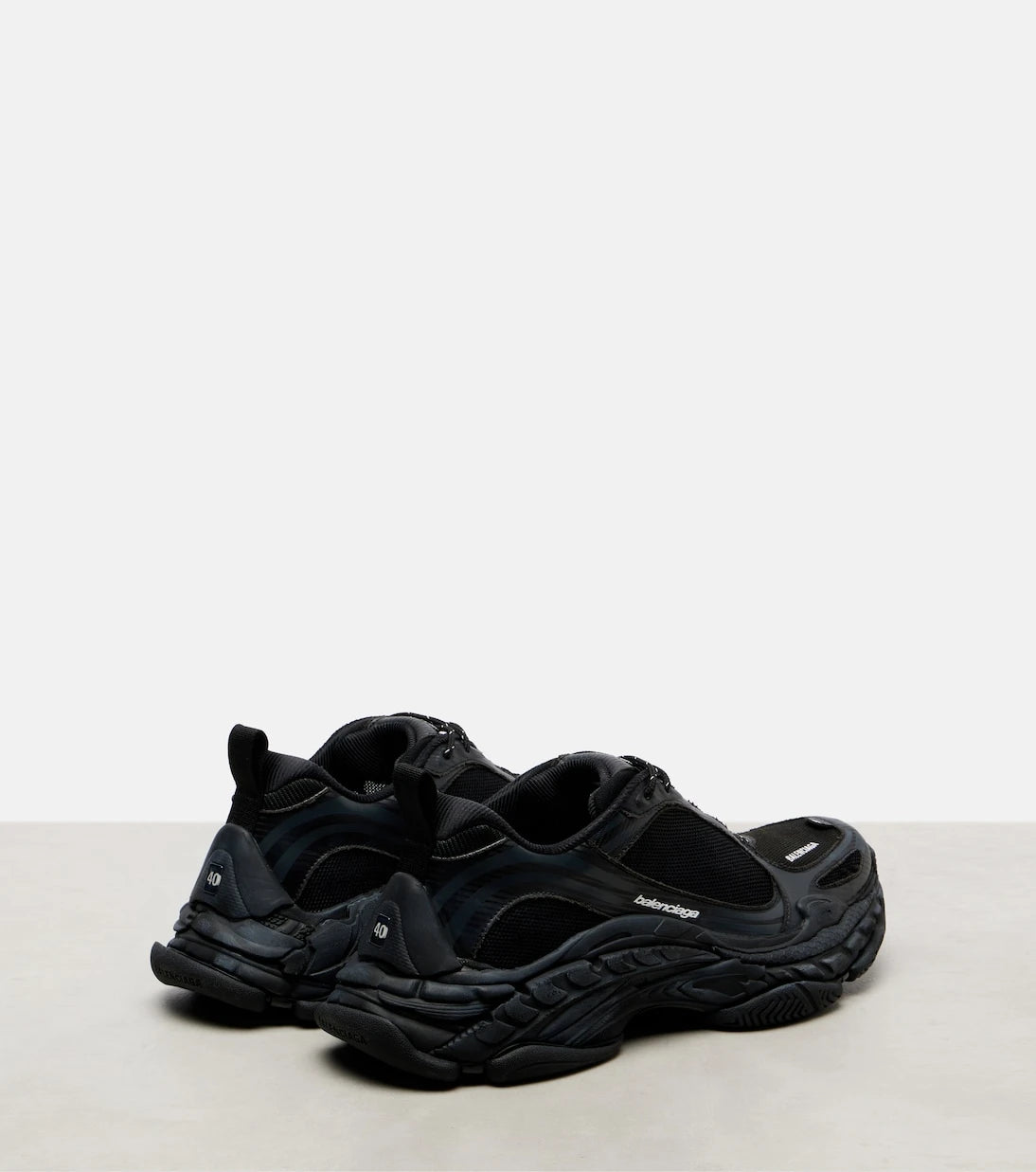 Balenciaga - حذاء سنيكرز Triple S 2