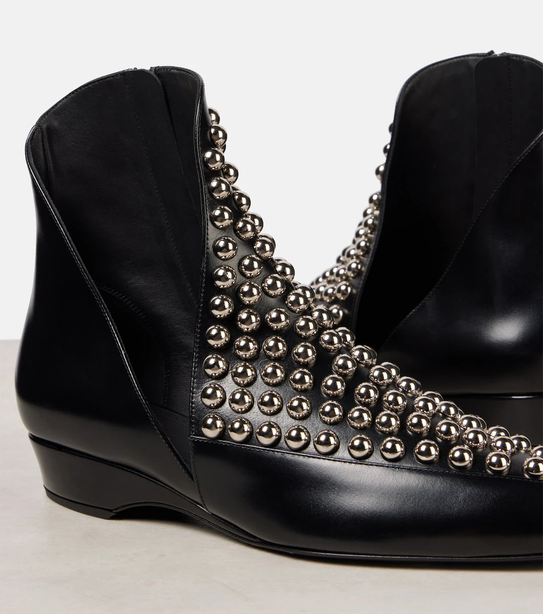 Alaïa - Studded leather ankle boots