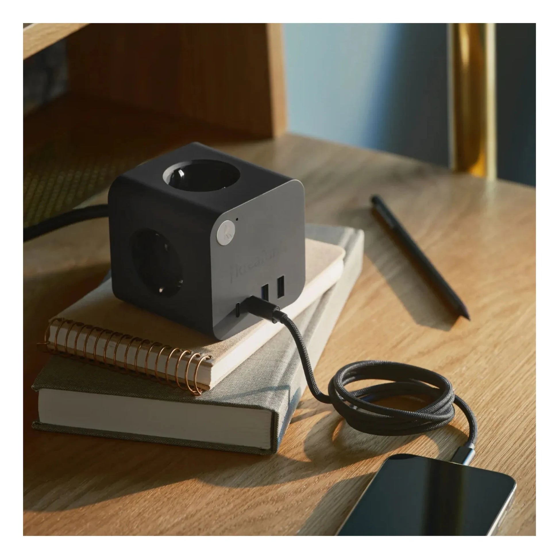 Kreafunk - Ampie power strip | Black