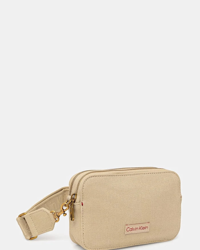Calvin Klein Pamuklu kadın crossbody çanta
