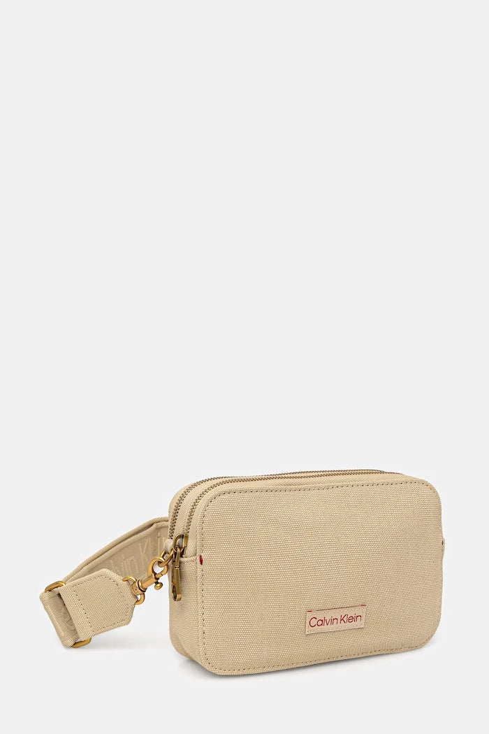 Calvin Klein Pamuklu kadın crossbody çanta