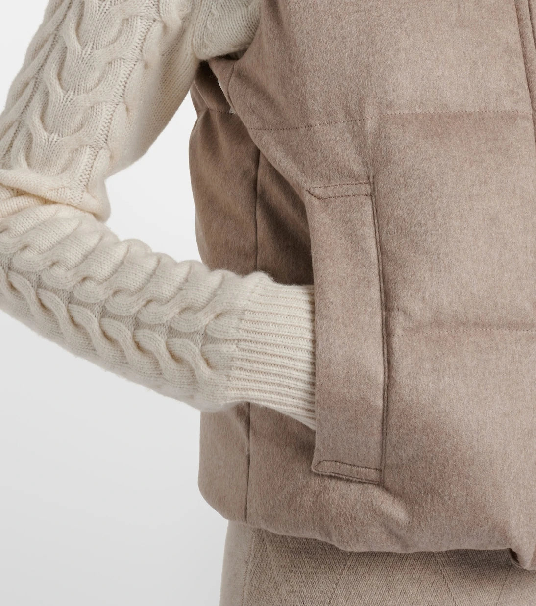 Max Mara - Kapitoneli kaşmir kaz tüyü yelek