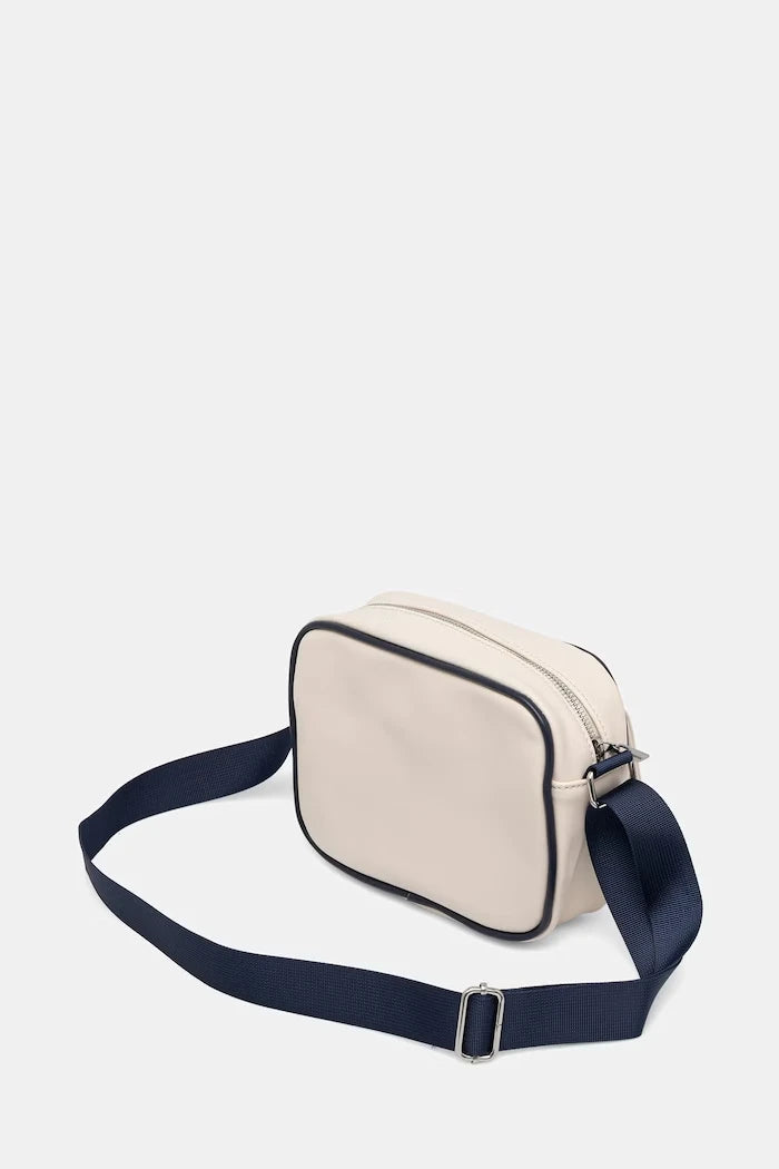 Guess HOSHI suni deri kadın crossbody çanta