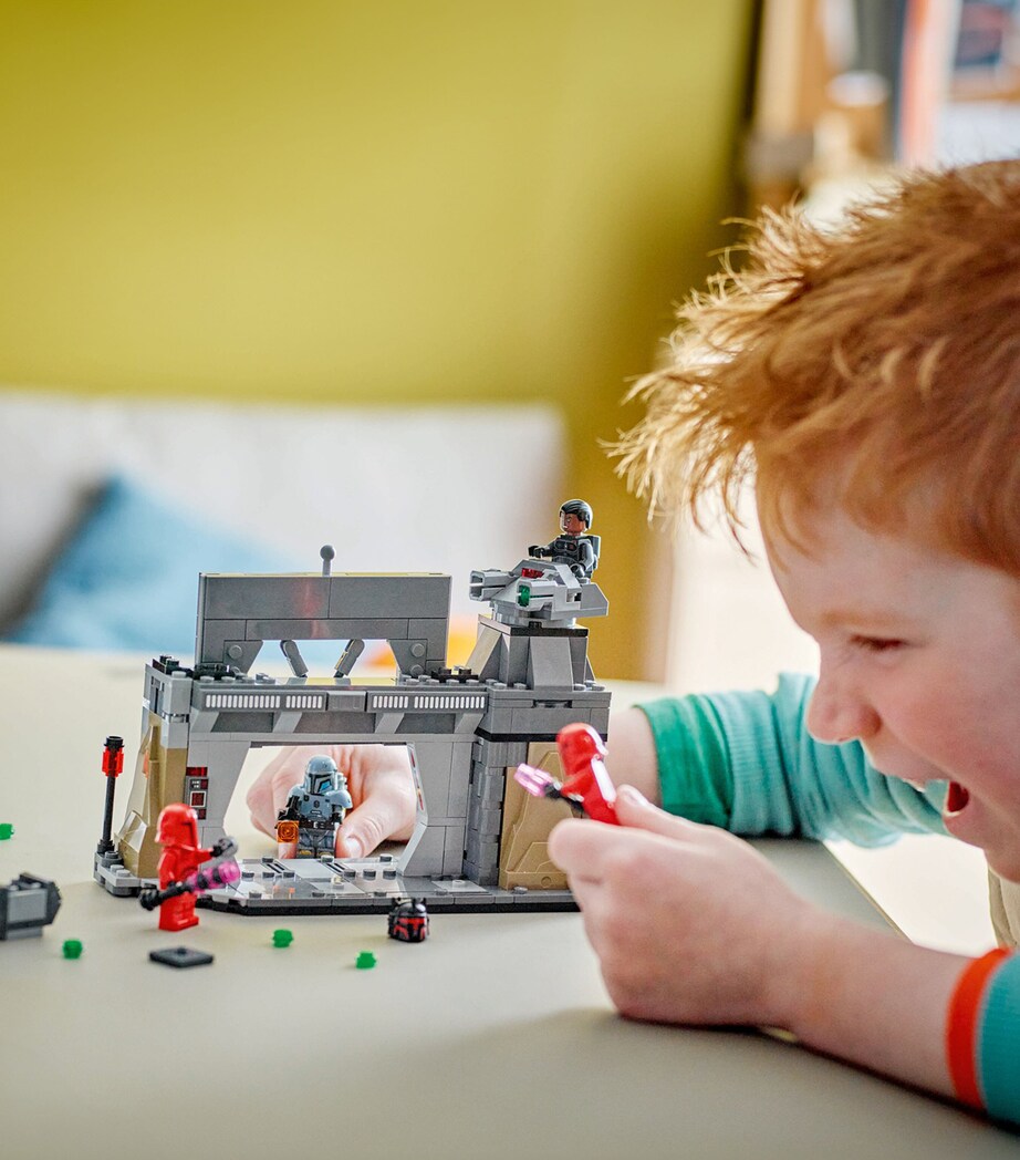 Star Wars Paz Vizsla and Moff Gideon Battle 75386