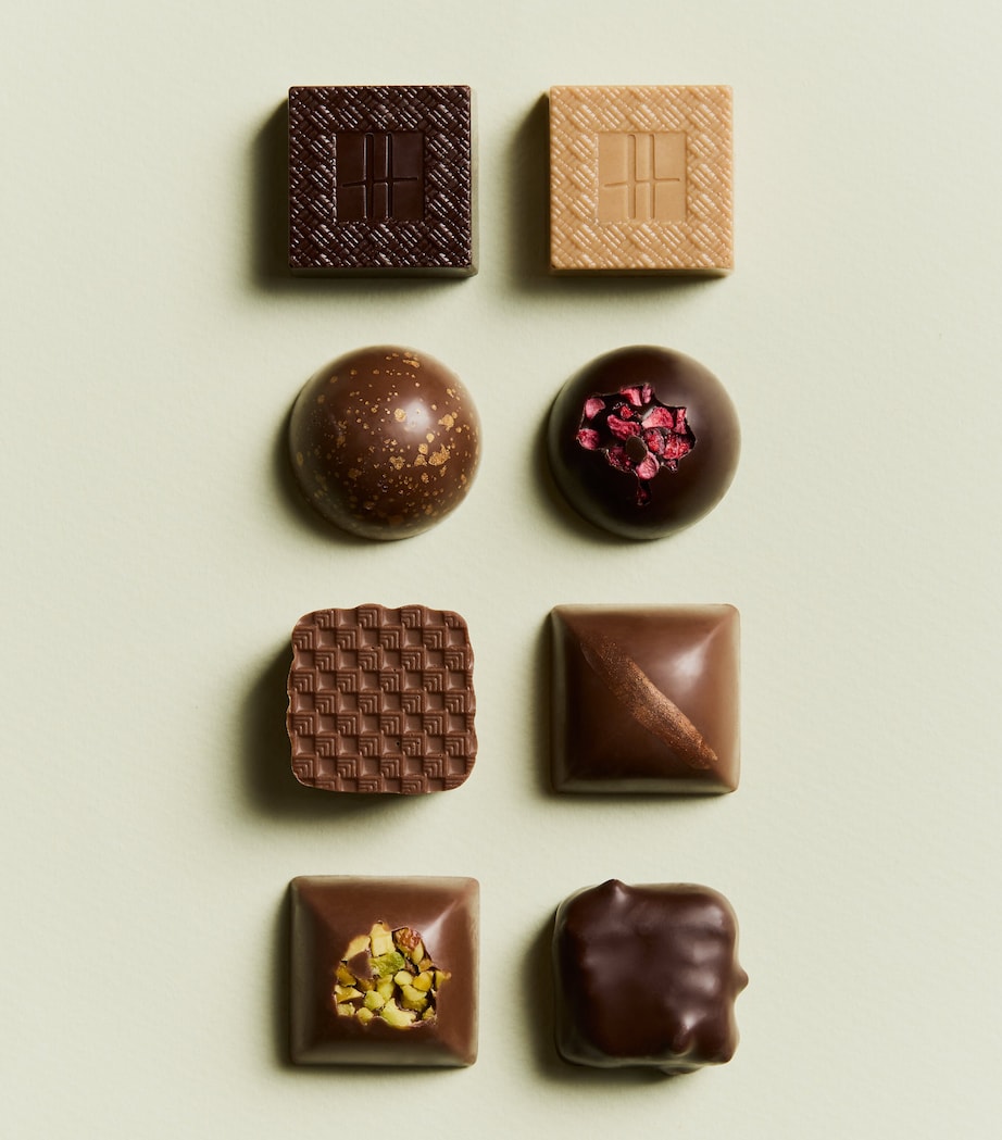 Mixed Chocolate Selection Box (8 pieces)