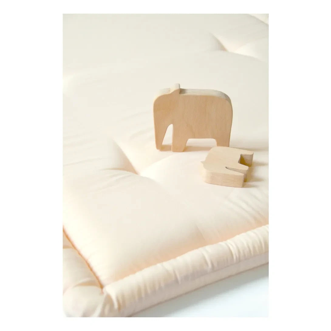 Charlie Crane - Tami Play Mat  | Milk