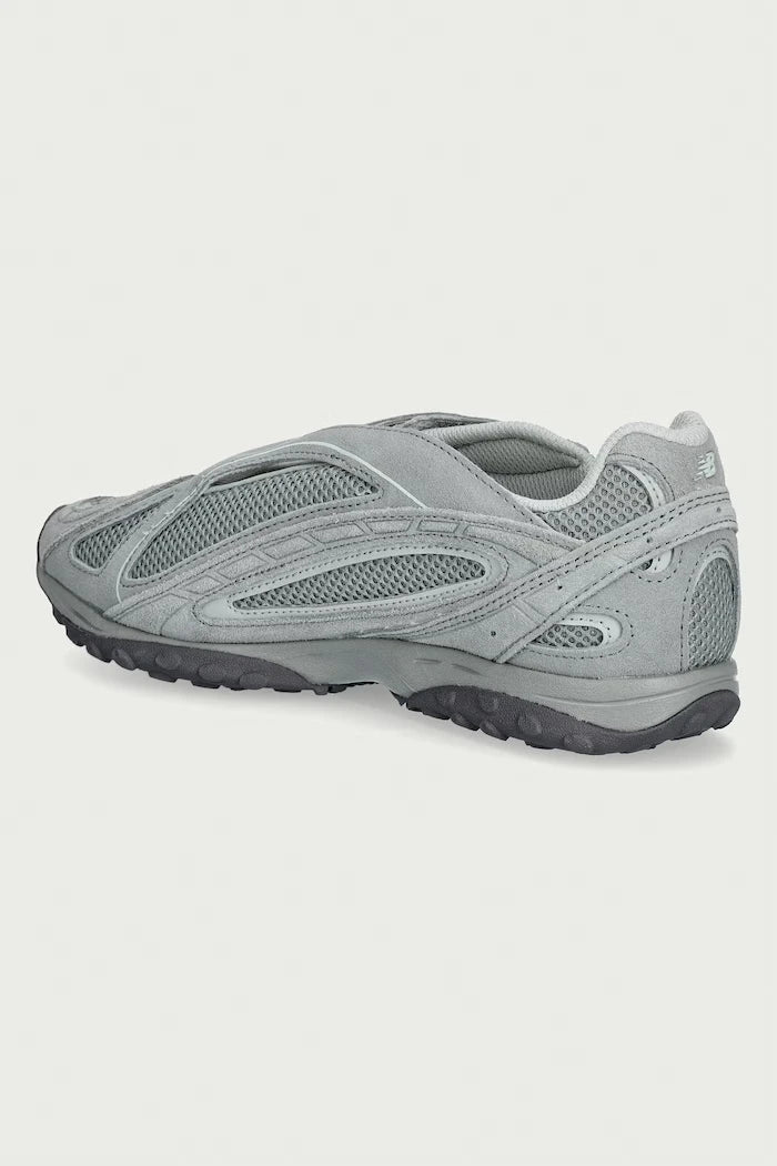 New Balance 204V Kadın Sneaker