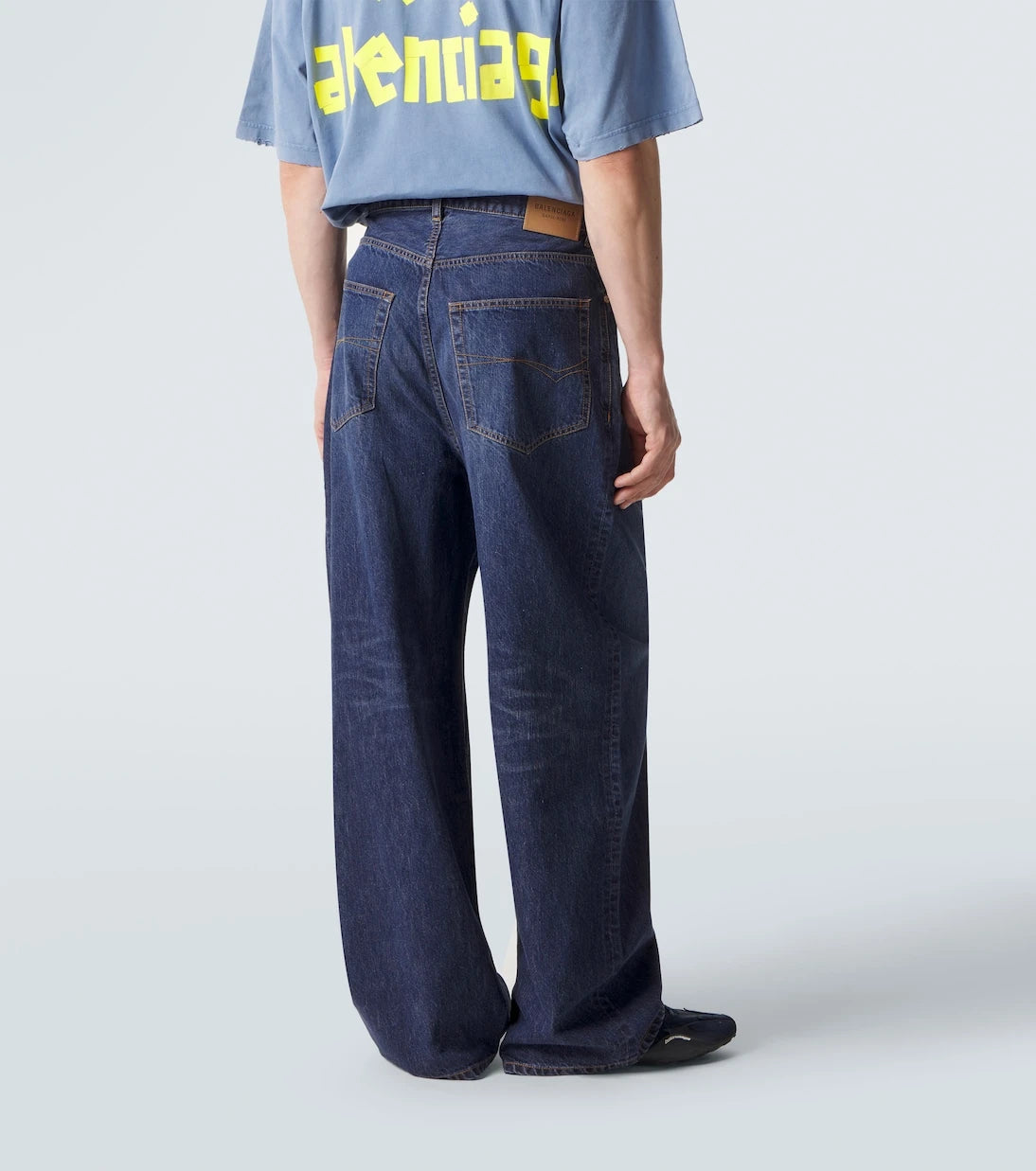 Balenciaga - Mid-rise wide-leg jeans
