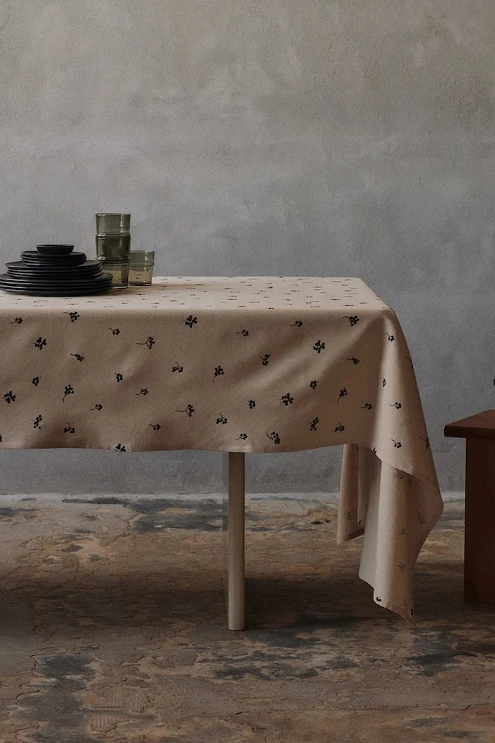 Памучна покривка ferm LIVING Baies 150 x 240 cm