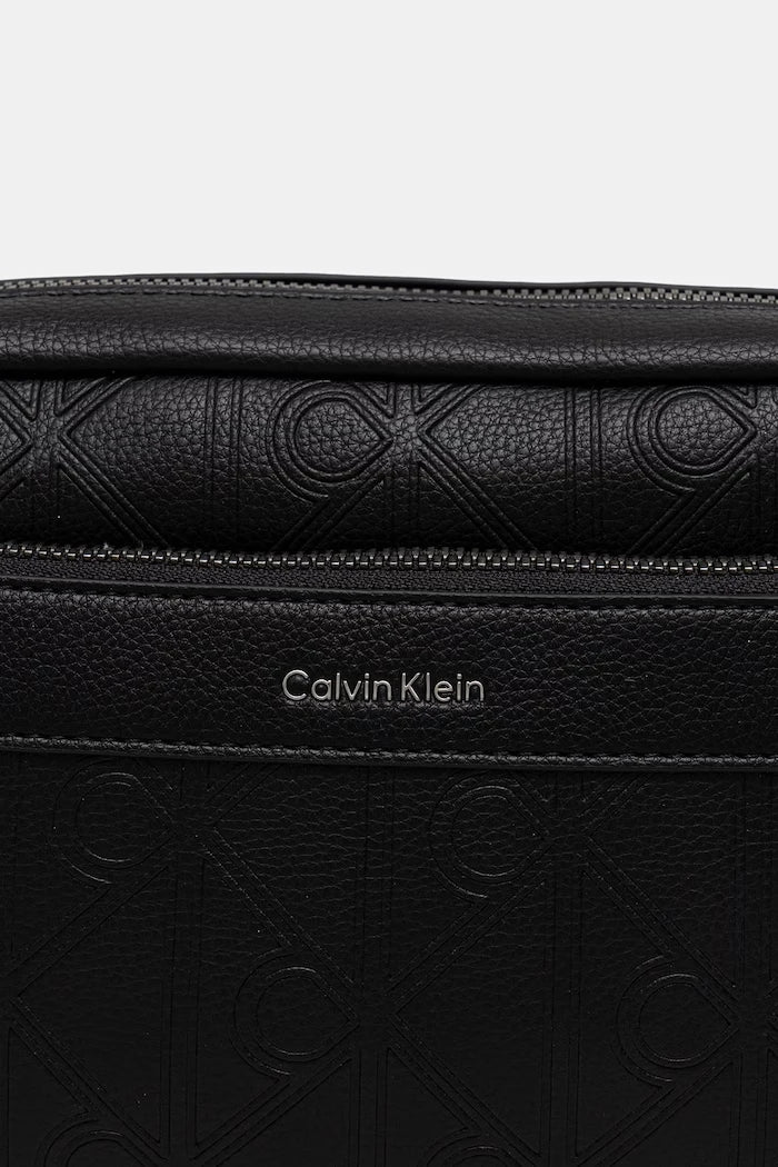 Calvin Klein erkek suni deri omuz çantası