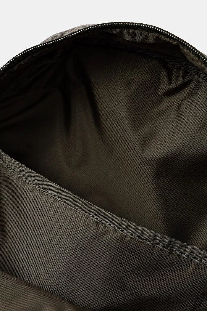 Раница Levi's BASIC