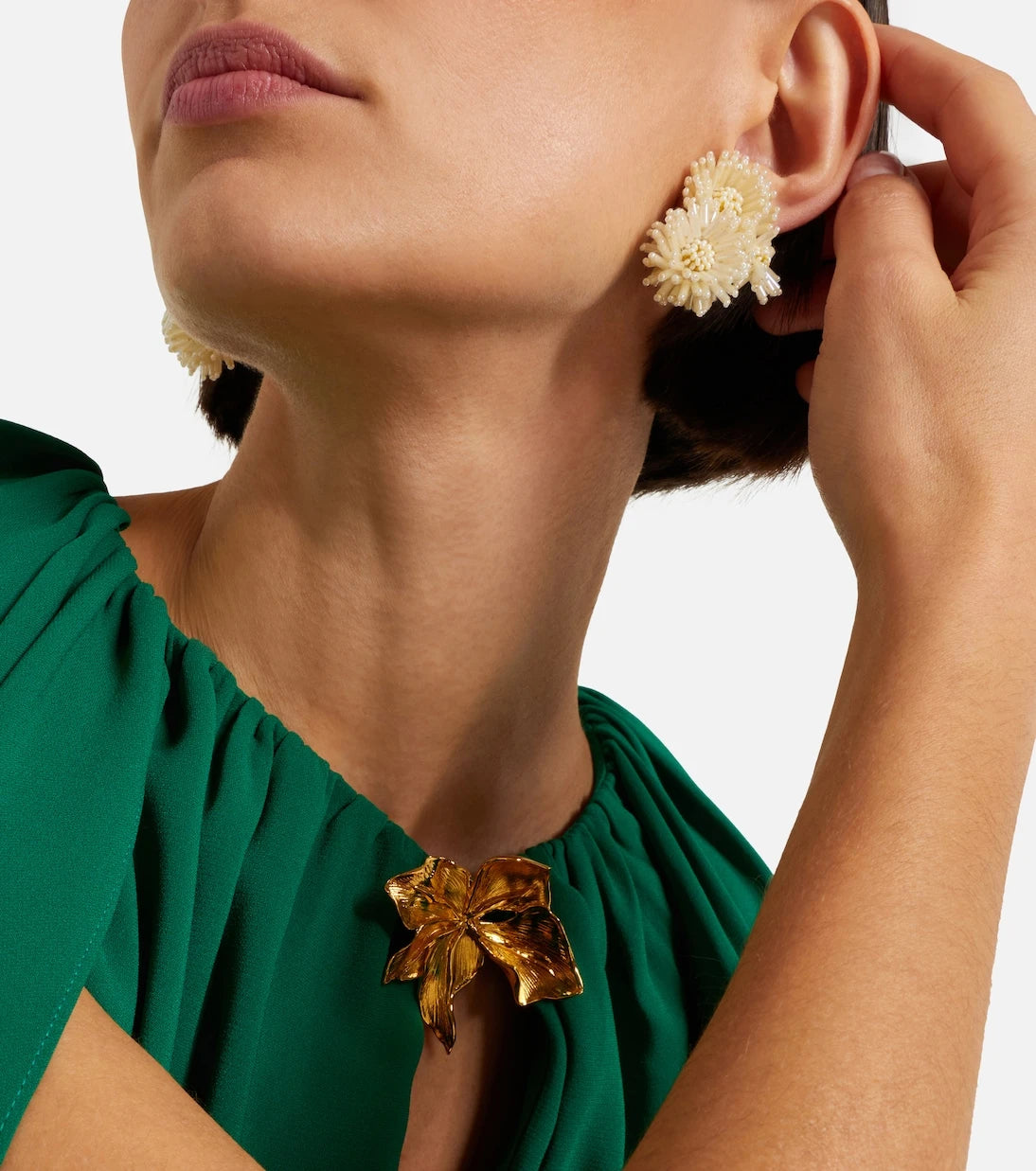 Oscar de la Renta - Pompom beaded clip-on earrings