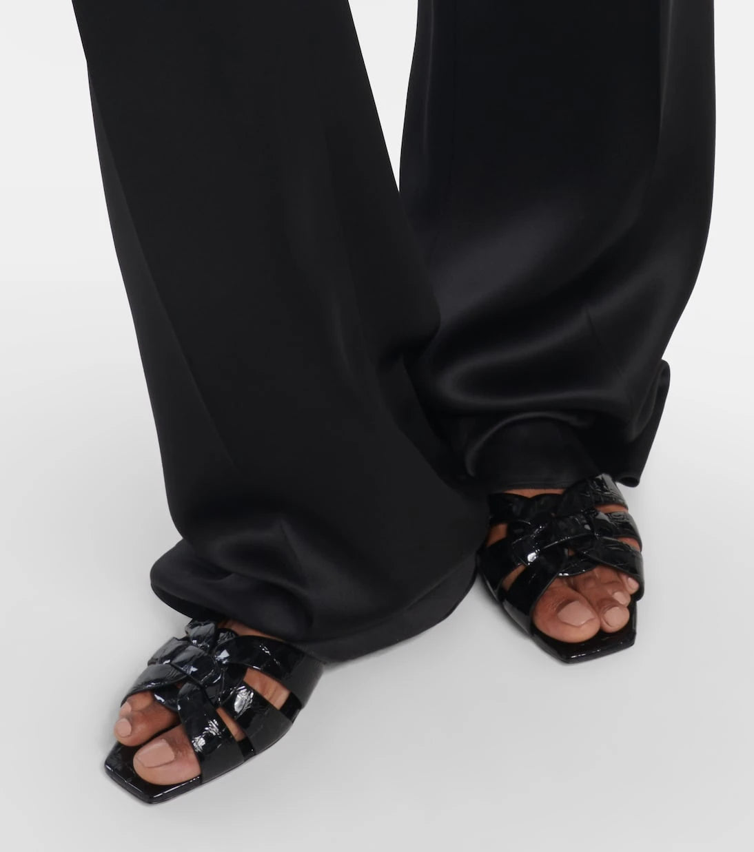 Saint Laurent - Tribute Nu Pieds 05 leather slides