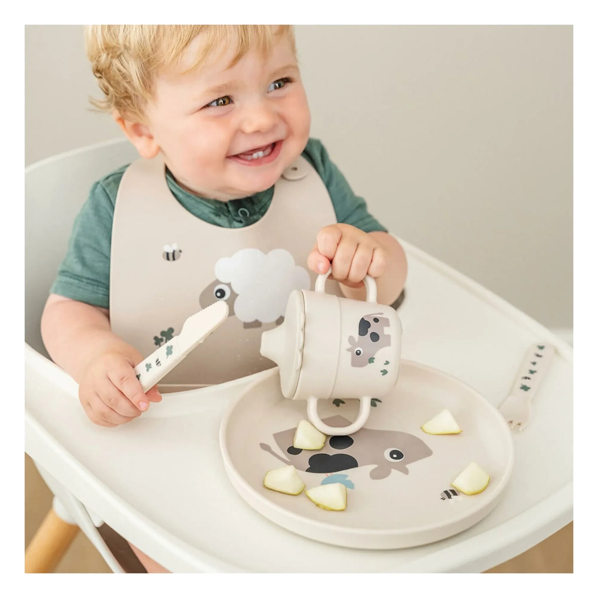 Done by deer - Sheepy silicone bib | Sand