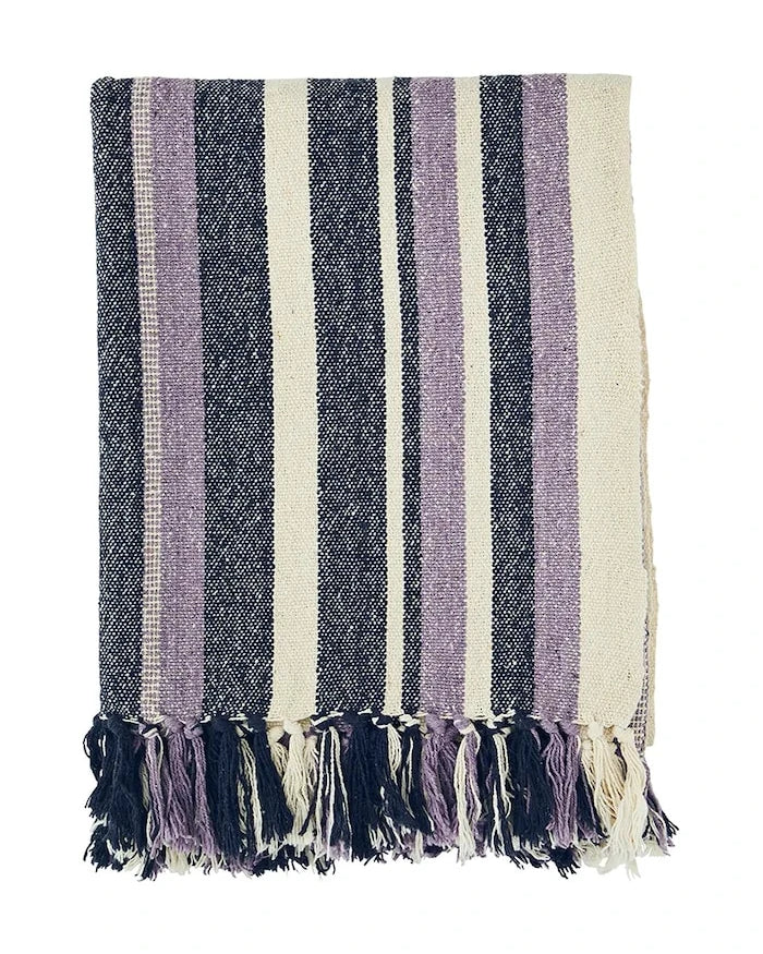 Madam Stoltz Yatak Örtüsü 125 x 175 cm