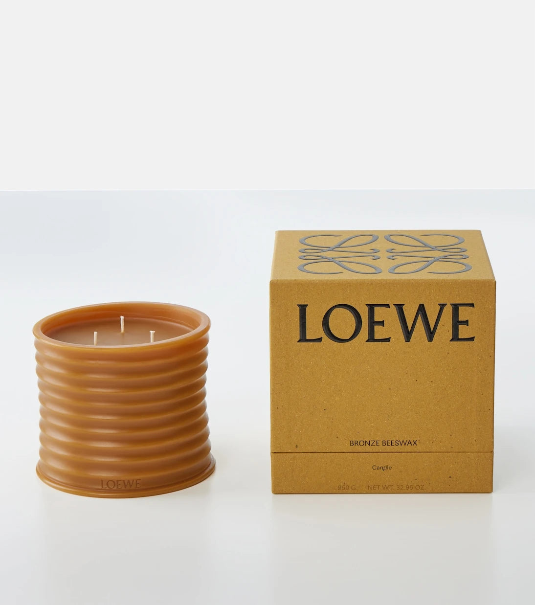 Loewe Home Scents - شمعة Bronze Beeswax Medium المعطرة