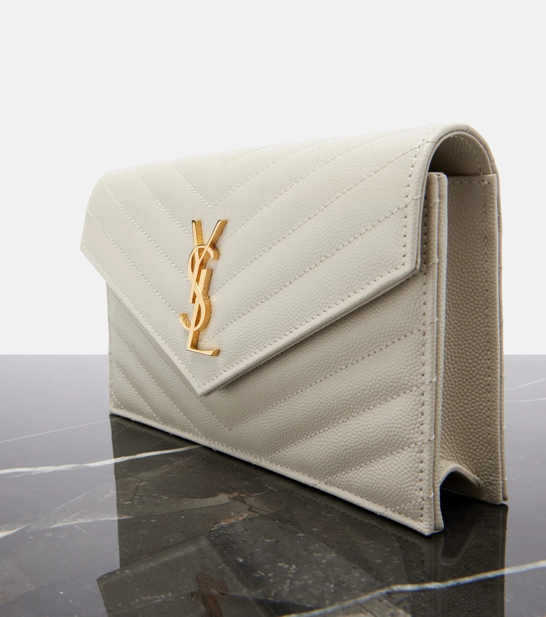 Saint Laurent - Cassandre Envelope leather wallet on chain