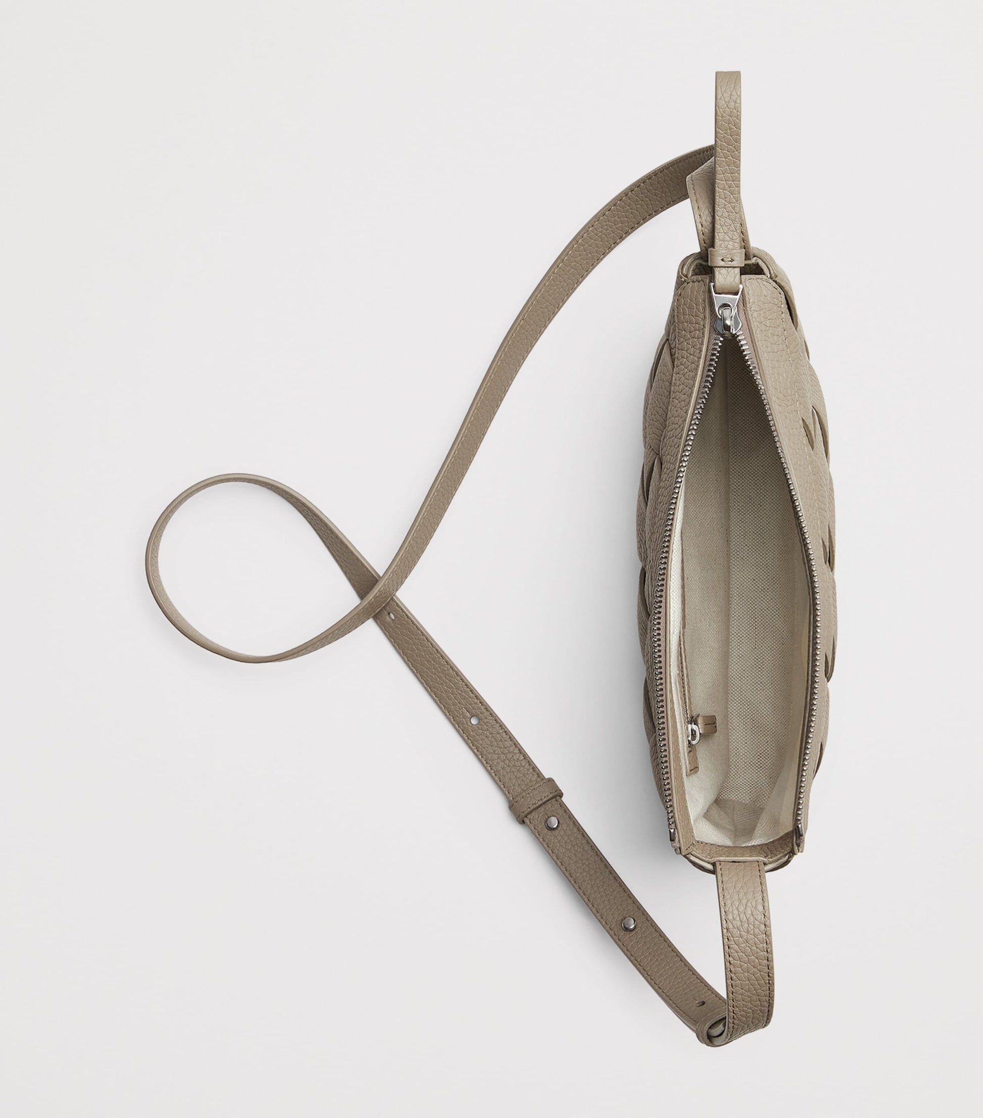 Small Leather Zipped Diago Messenger Bag