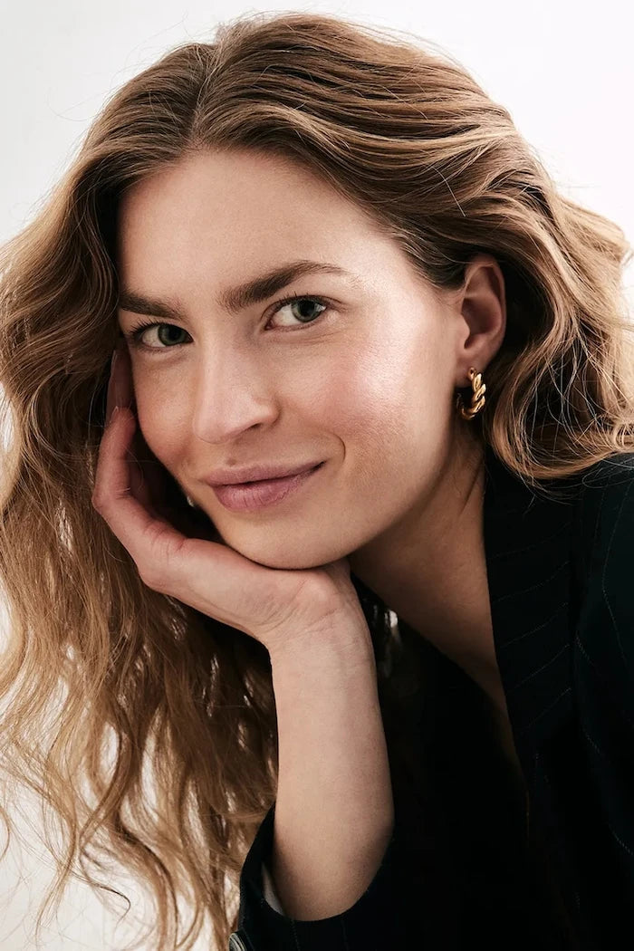 Pozlanmış gümüşten kadın küpeleri Mini milan gold Earrings