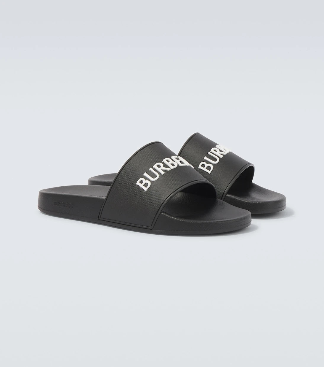 Burberry - Logo slides