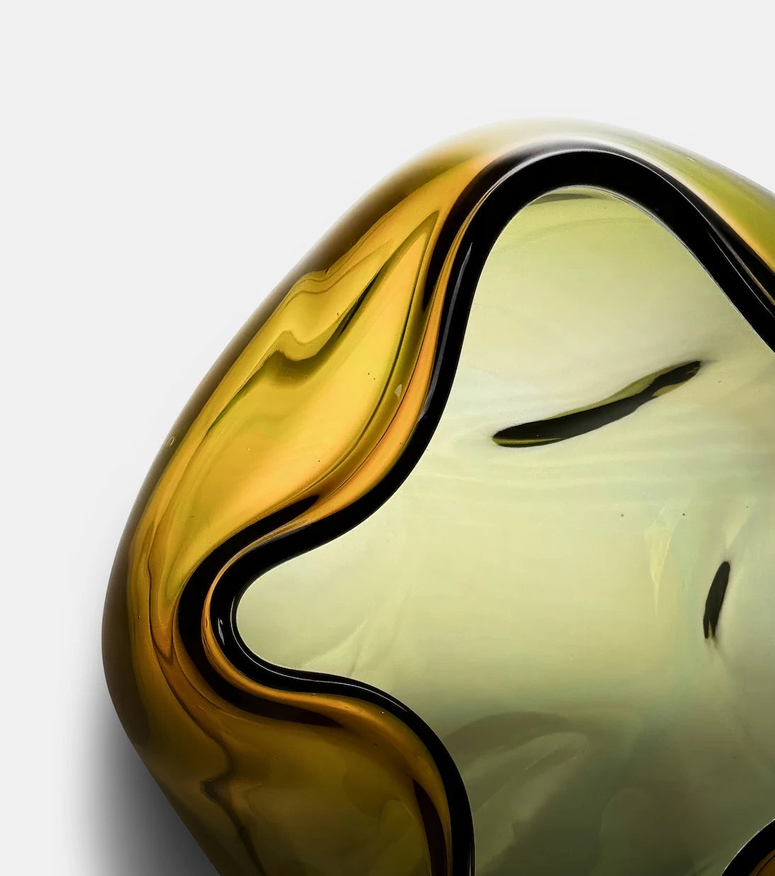 Alexa Lixfeld - Komet glass vase