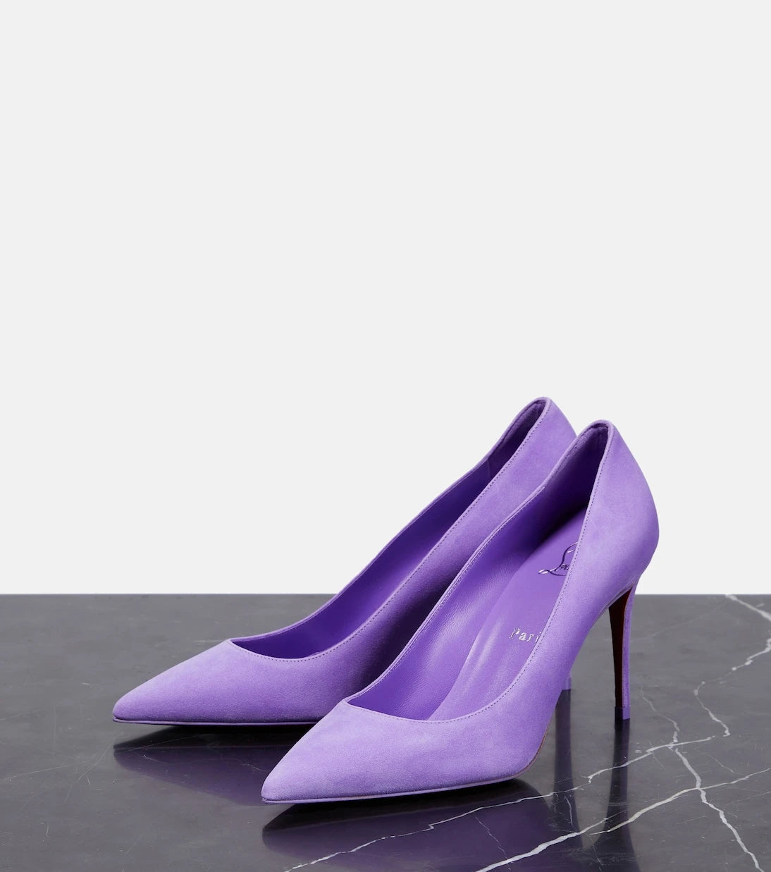 Christian Louboutin - حذاء كيت 85 بكعب عالٍ من جلد السويدي اللامع