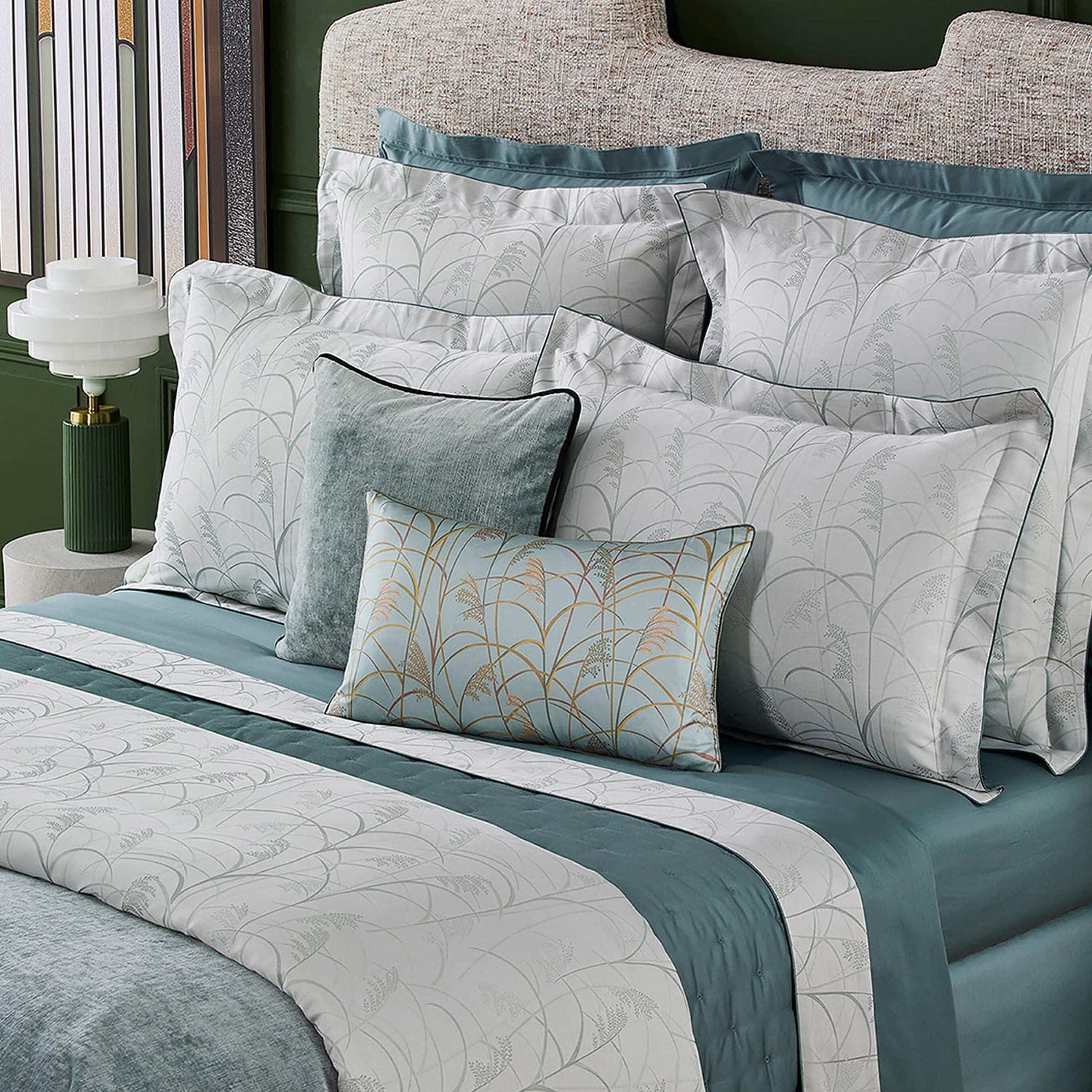 Graminee Double Flat Sheet (240cm x 295cm)