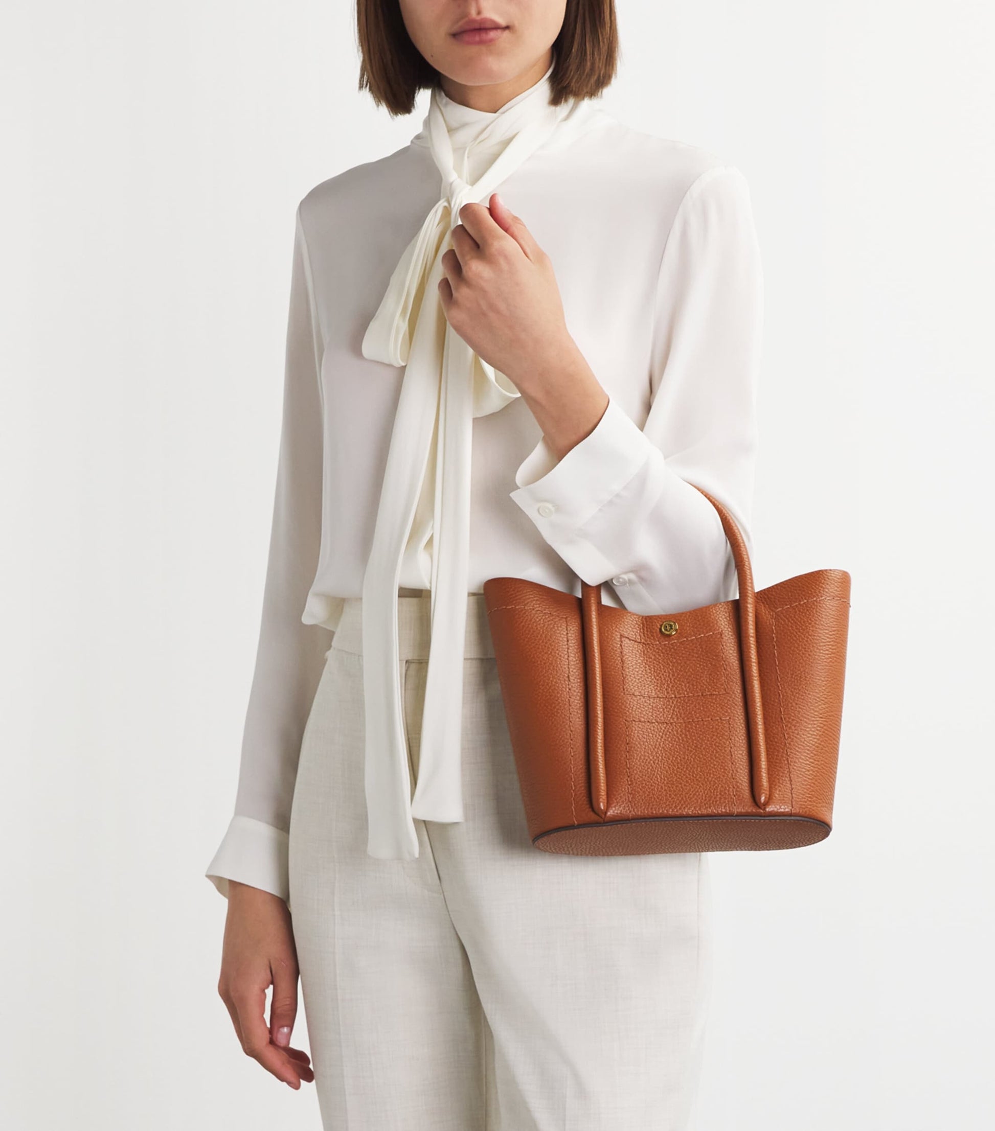 Tan Grab Leather Rope Tote Bag