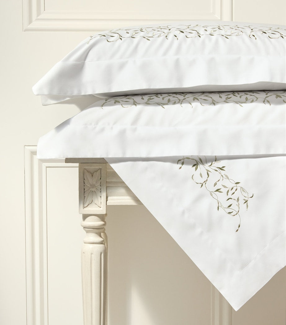 Tresco Embroidered King Flat Sheet (275cm x 275cm)