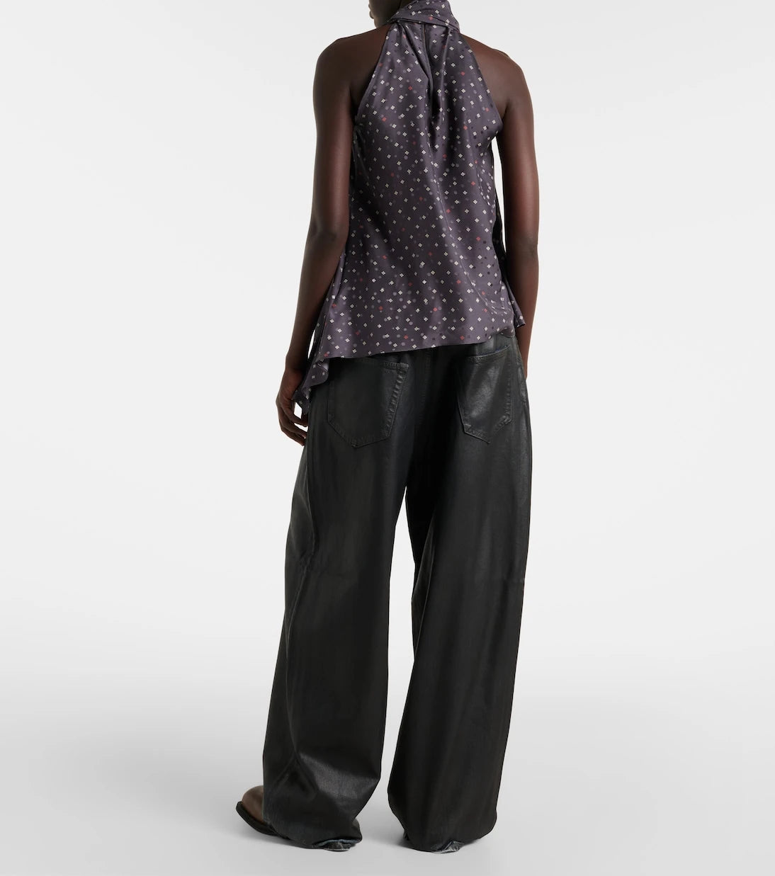 Acne Studios - جينز مطلي بقصة ساق واسعة وخصر متوسط الارتفاع لعام 2023