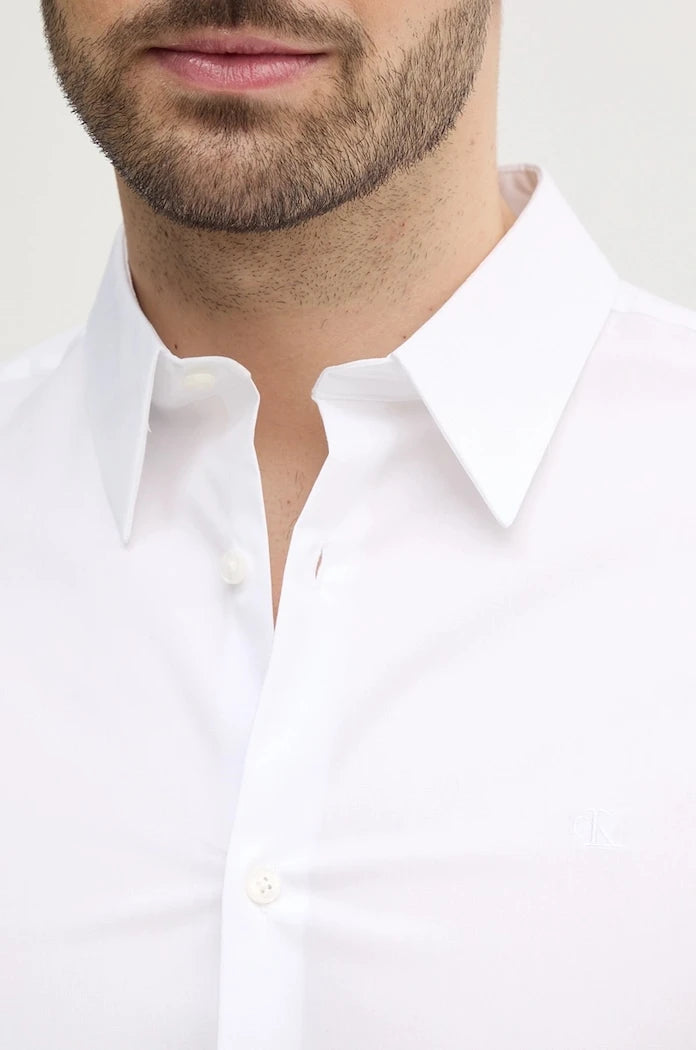 Calvin Klein pamuklu erkek gömleği