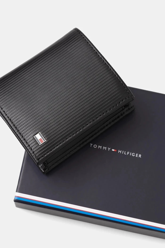 Кожен портфейл Tommy Hilfiger