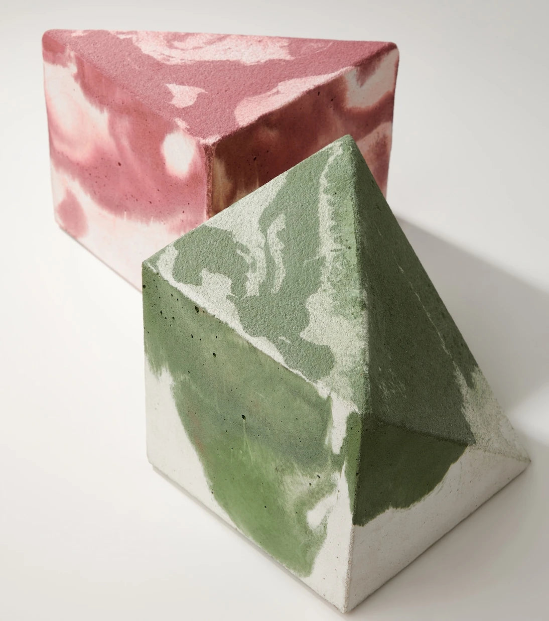 Michaël Verheyden - Concrete bookend