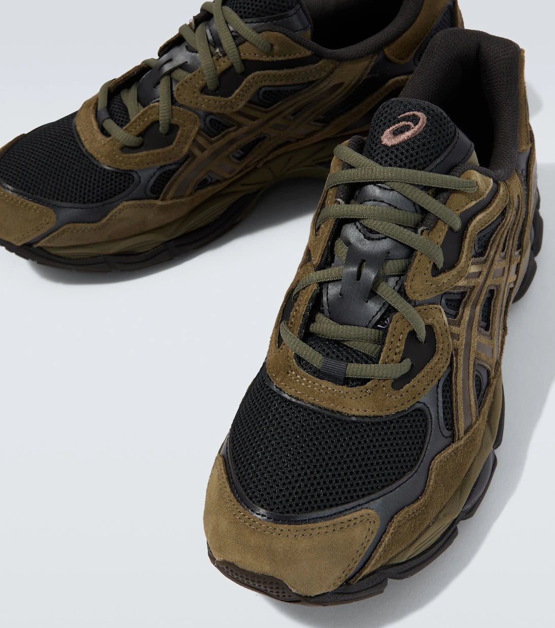 Asics - حذاء رياضي جل-إن واي سي مزين بالشمواه