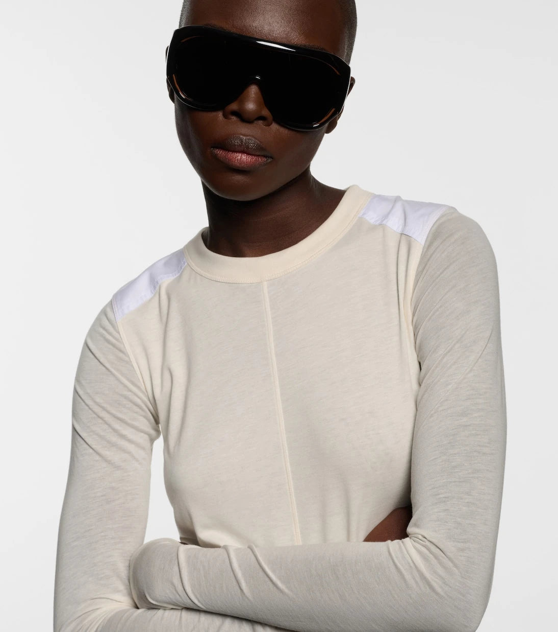 Phoebe Philo - نظارات شمسية كبيرة الحجم من بومبيه