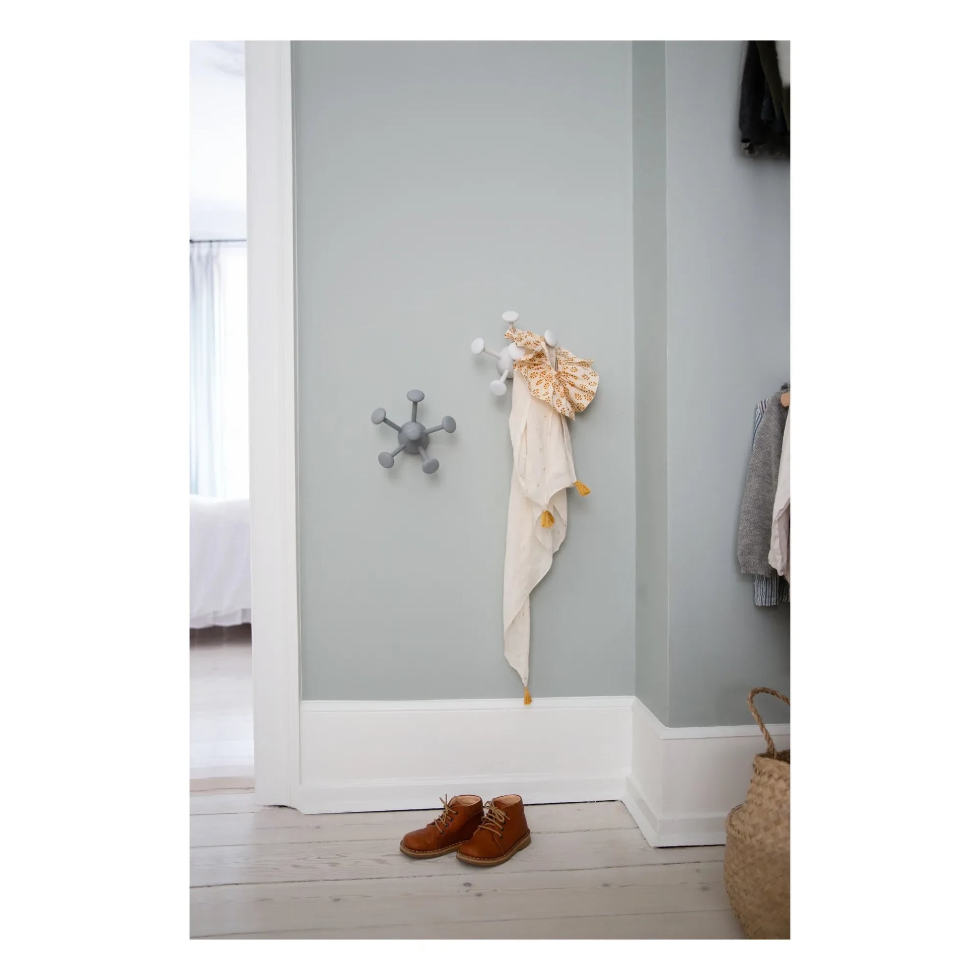 Nofred - Bug Ash Wood Hook