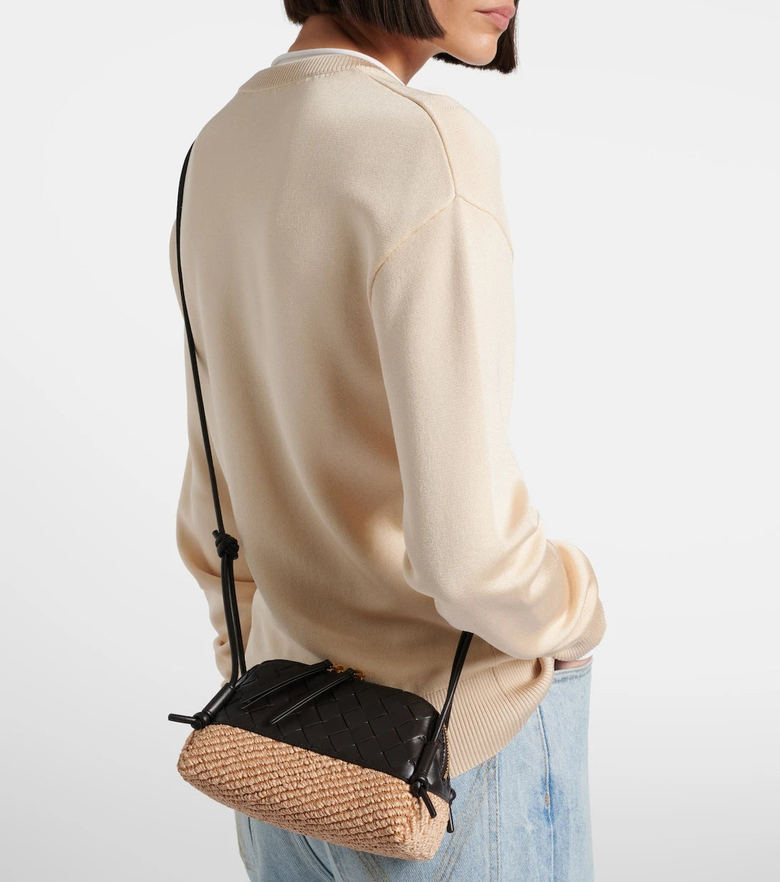 Bottega Veneta - Concert leather and raffia shoulder bag
