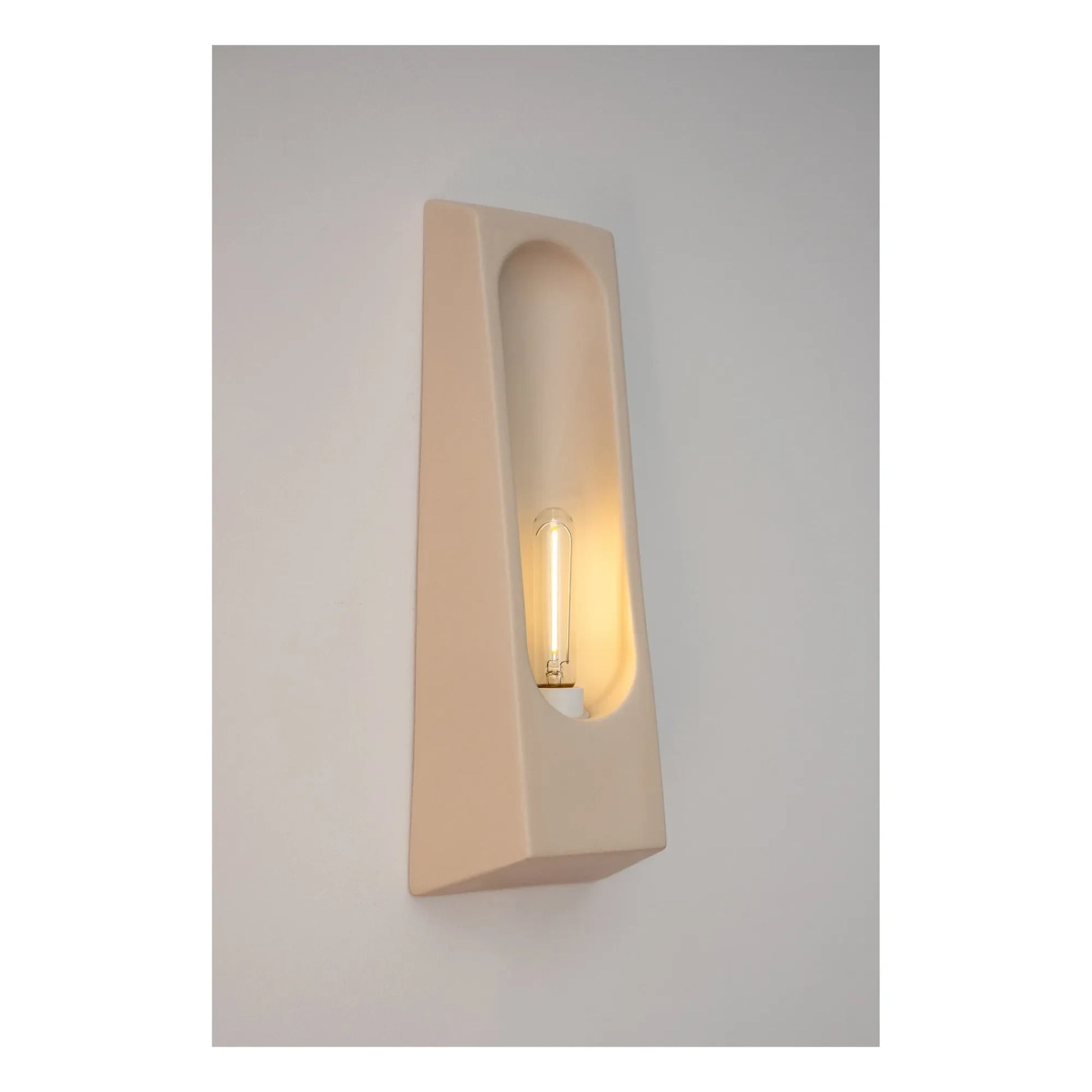 Violaine d'Harcourt - Alcove Wall Sconce  | Sand
