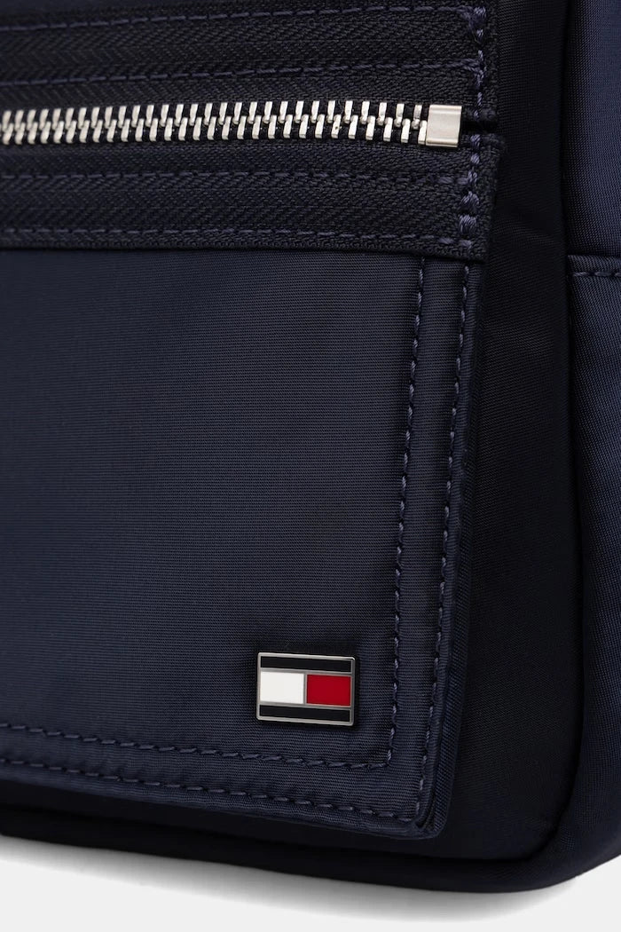 Tommy Hilfiger erkek omuz çantası