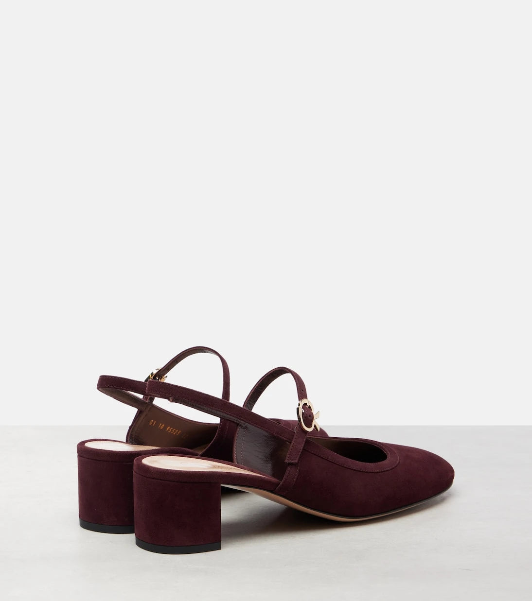 Gianvito Rossi - 45 suede slingback pumps