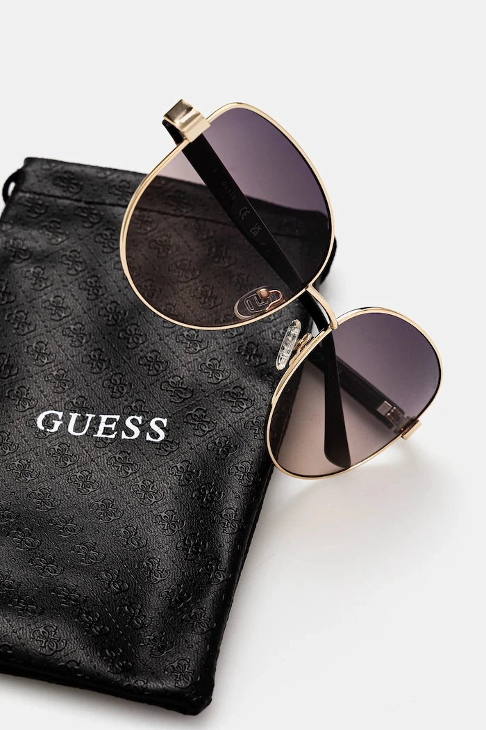 Слънчеви очила Guess