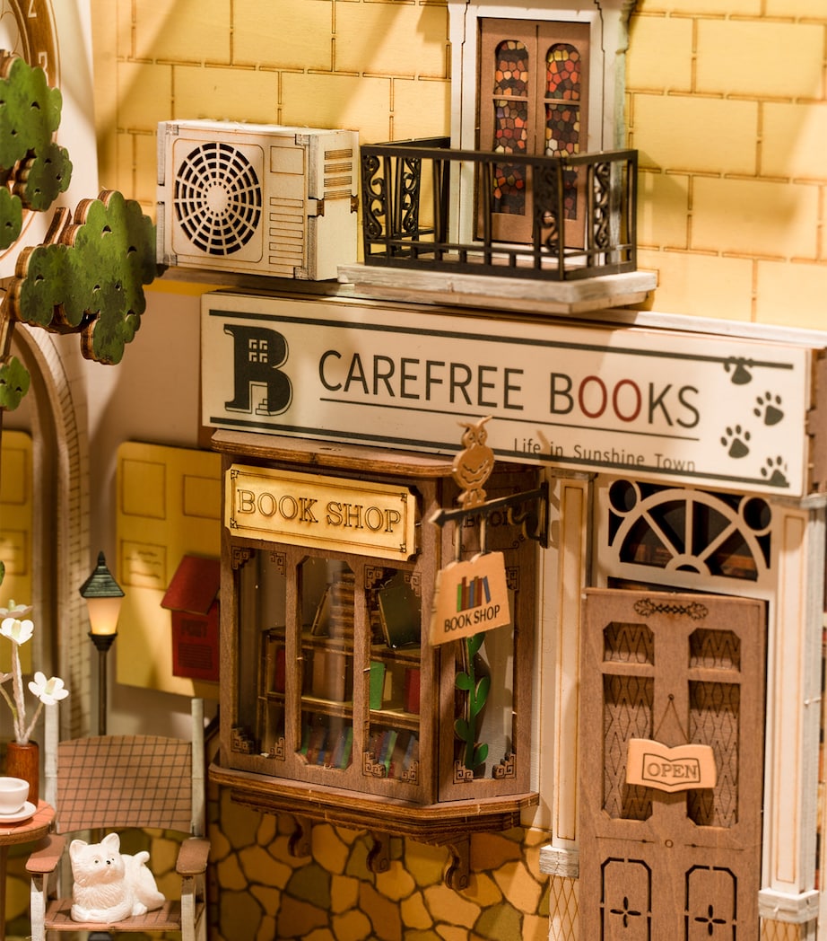 Robotime Sunshine Town Buildable Booknook