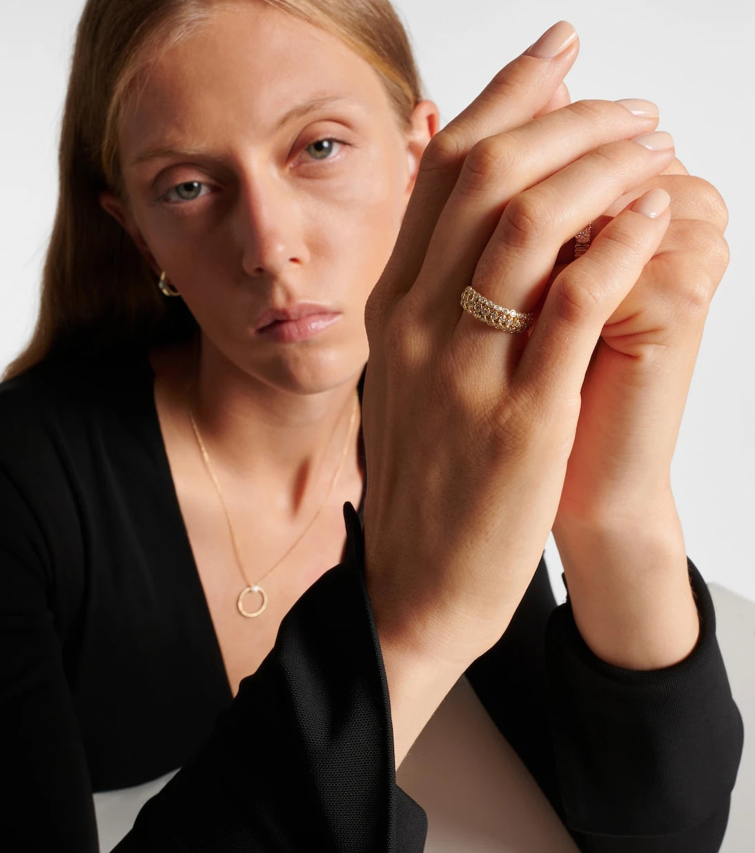 Stone and Strand - Bold Lattice 14kt gold ring with diamonds