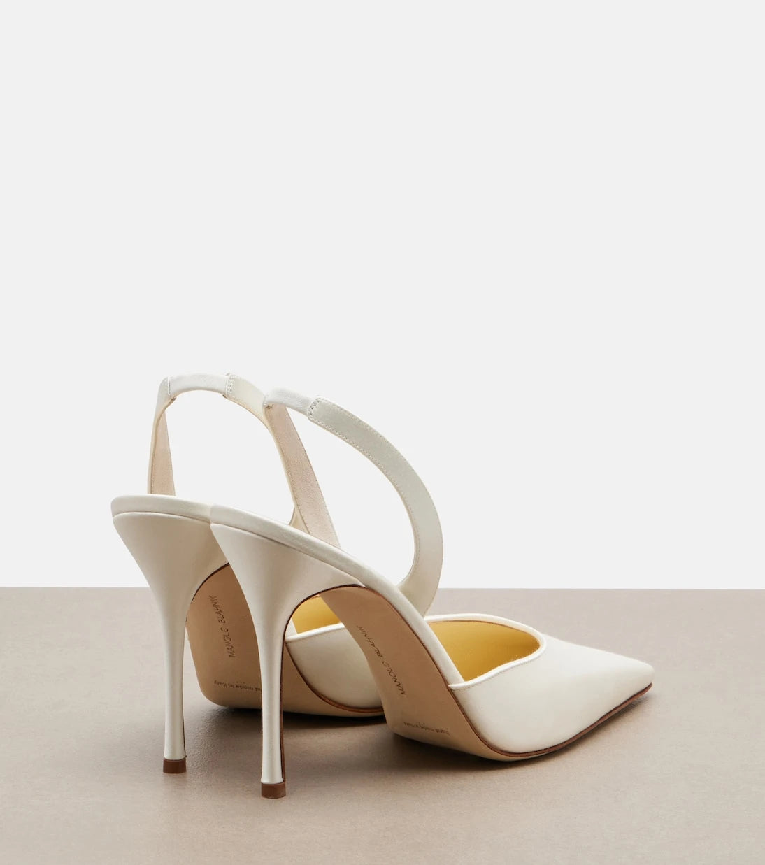 Manolo Blahnik - Borelapla satin slingback pumps