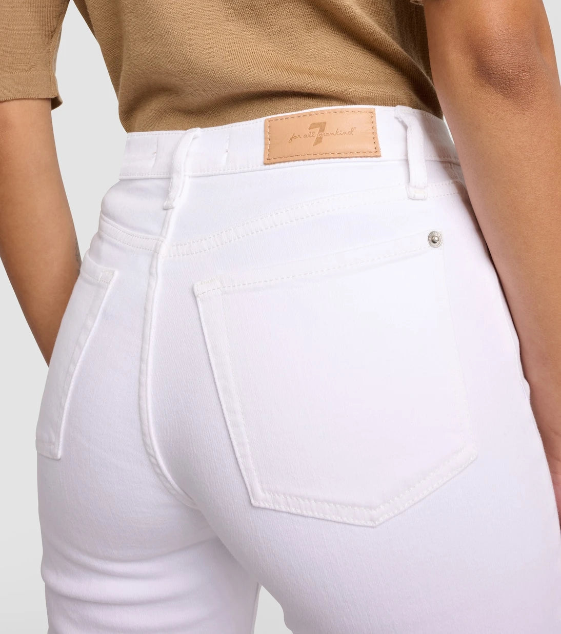 7 For All Mankind - بنطال جينز Ali بقصة flare وخصر مرتفع